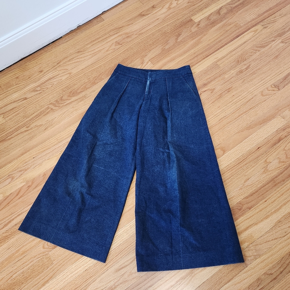 Eliza Faulker Wide Leg Pleated Denim Cropped Pants size Small